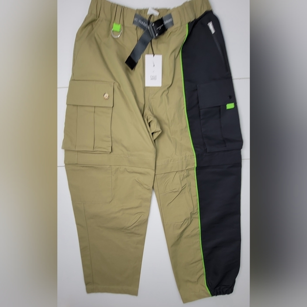 Nike x Feng Chen Wang Cargo Pants Khaki Short Adult Unisex Size M DV4004-255 New
